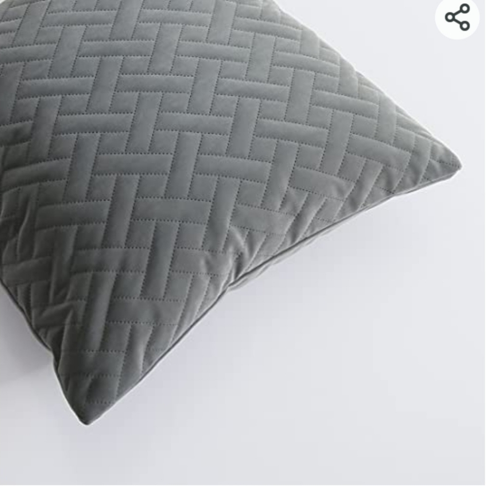 GADONTAN Quilted Throw Pillows Gray